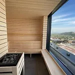 Luxe With Pool, Sauna, Jacuzzi, Gym, Balcony Apartment *