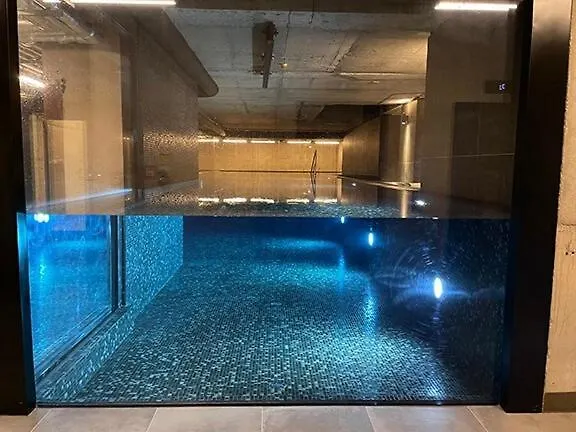 Apartmán Luxe With Pool, Sauna, Jacuzzi, Gym, Balcony